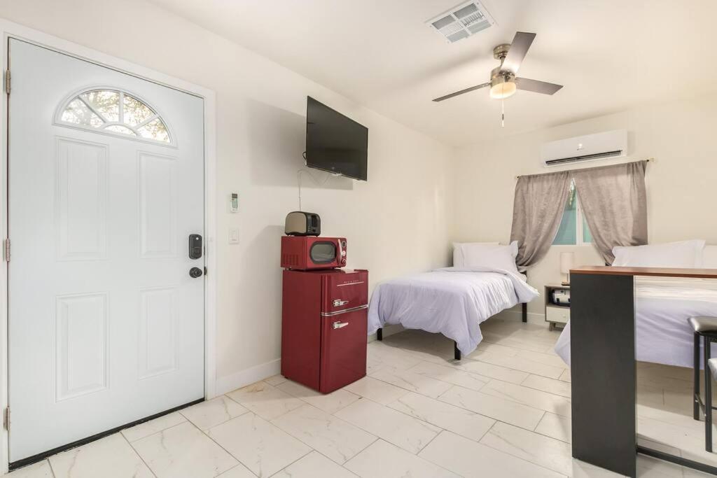 Your Downtown Studio With All Amenities Unit B Phoenix Exterior photo